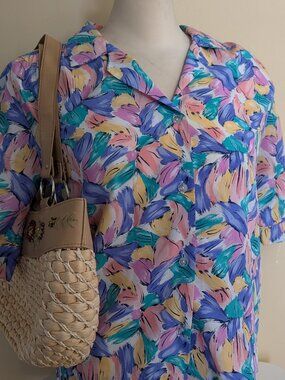 PASTEL FLORAL Y2K VINTAGE BUTTON UP TOP